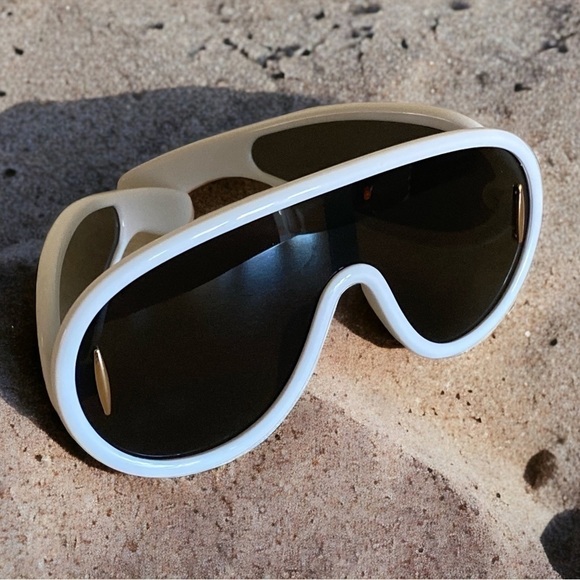 Vintage Y2K Shield Aviator Sunglasses White Frame Black Lens NIB NWT - Picture 10 of 10